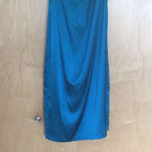 Alexis Cadiz Sweetheart Puff- Sleeve Silk .... - Picture 6 of 13